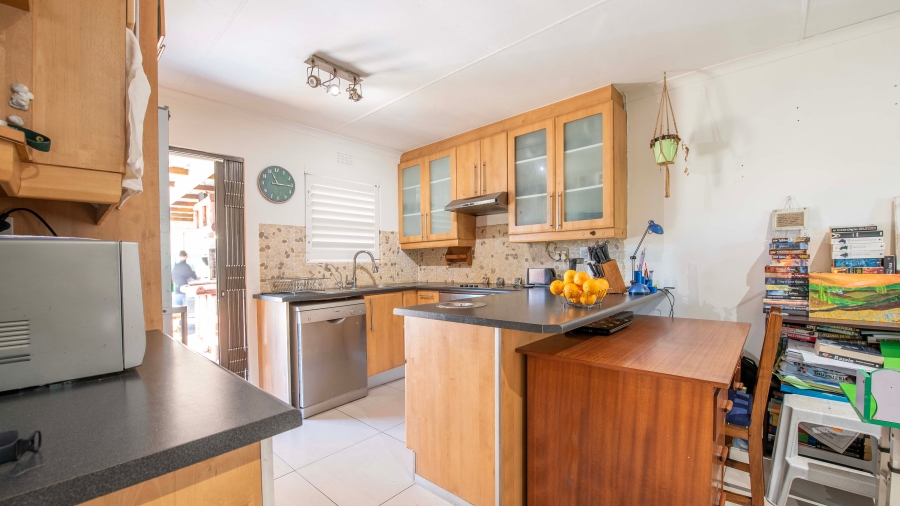 2 Bedroom Property for Sale in Vredekloof East Western Cape